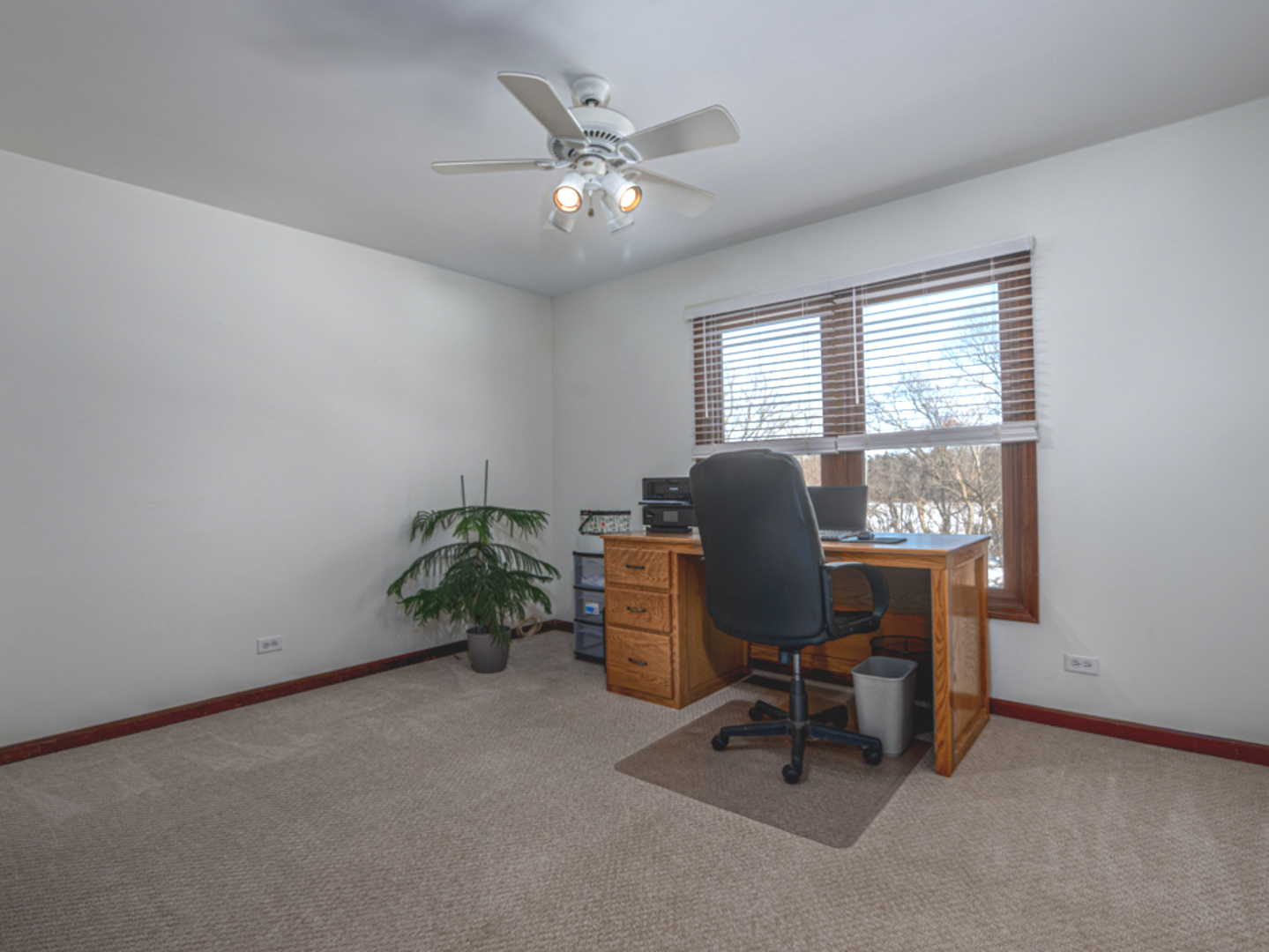 1351 Callen Lane, Des Plaines, IL 60016