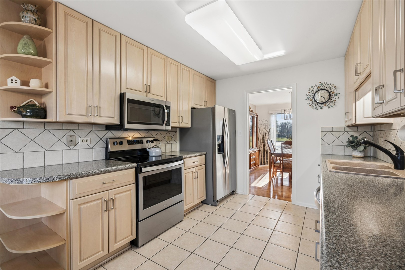 404 Shoreline Road #298, Lake Barrington, IL 60010