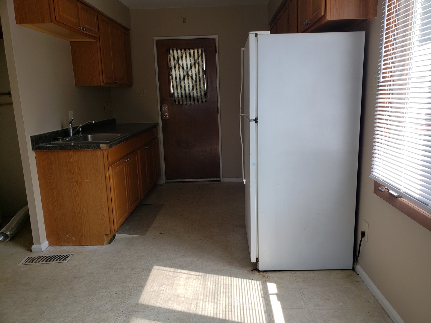 302 Saint Jude Avenue, Joliet, IL 60436