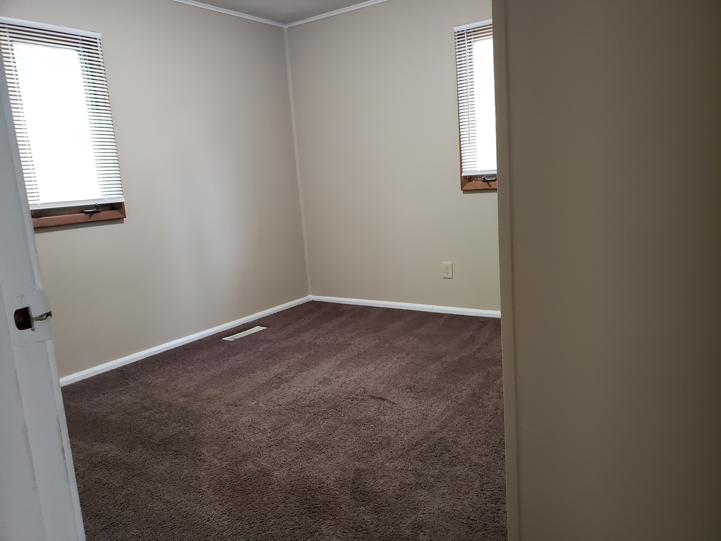 302 Saint Jude Avenue, Joliet, IL 60436