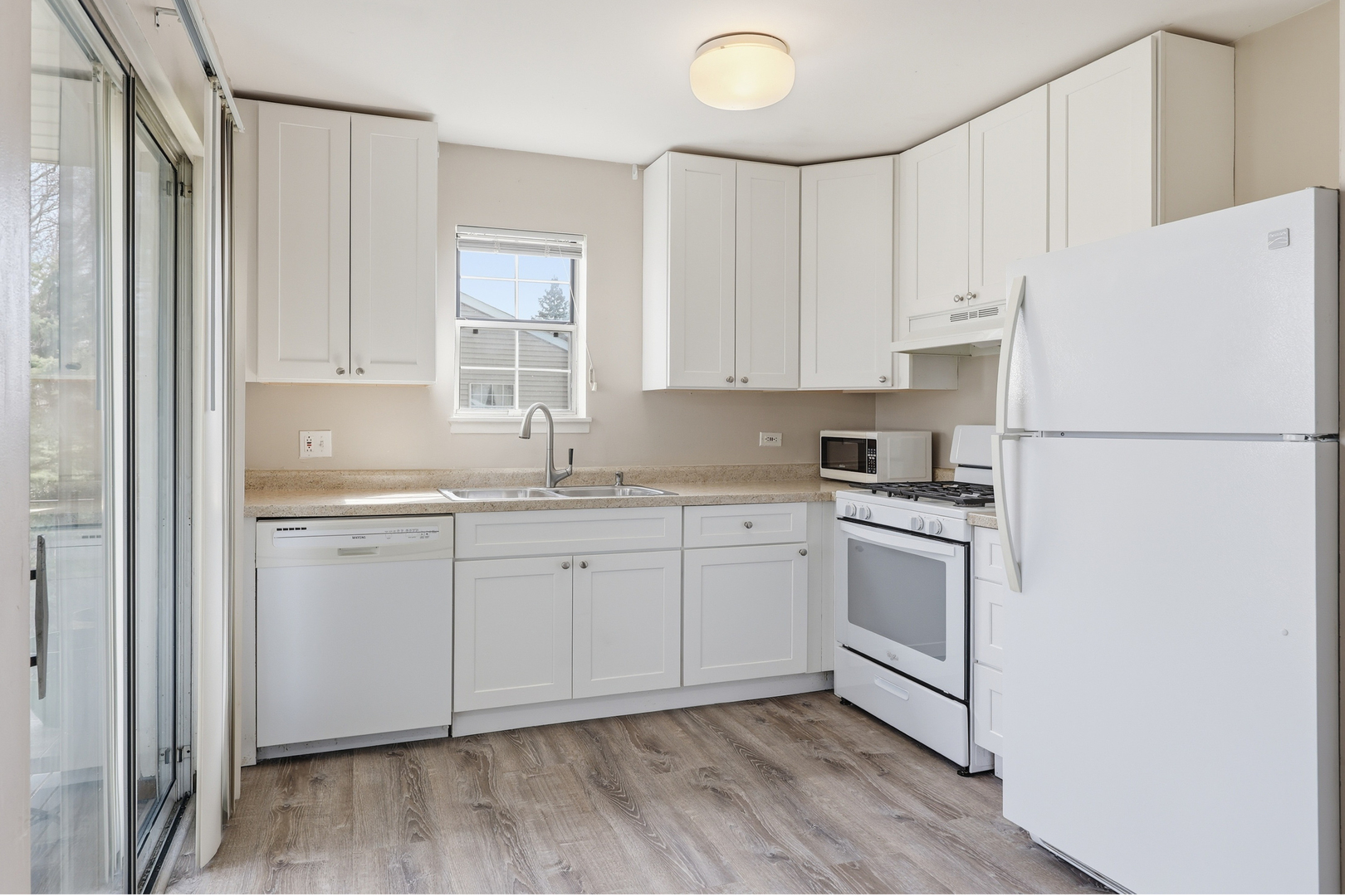 36 Gant Circle #H, Streamwood, IL 60107