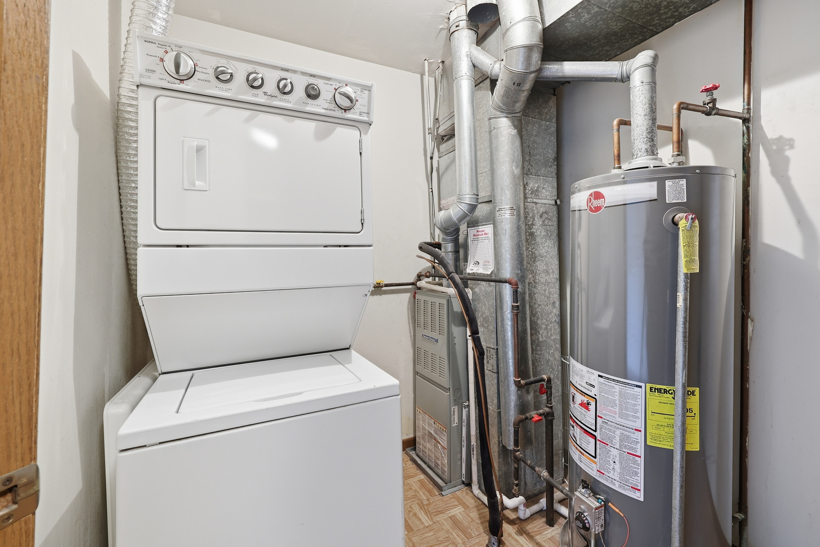 36 Gant Circle #H, Streamwood, IL 60107