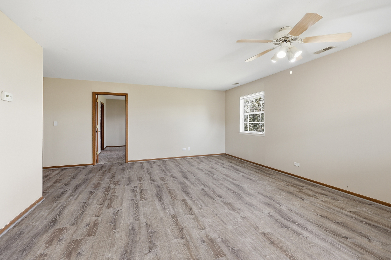 36 Gant Circle #H, Streamwood, IL 60107