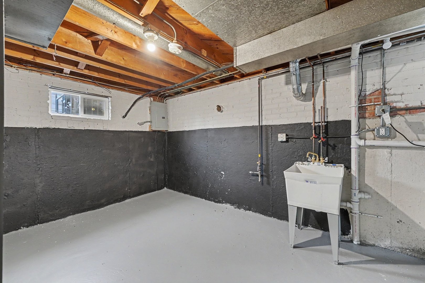 445 Luella Avenue, Calumet City, IL 60409