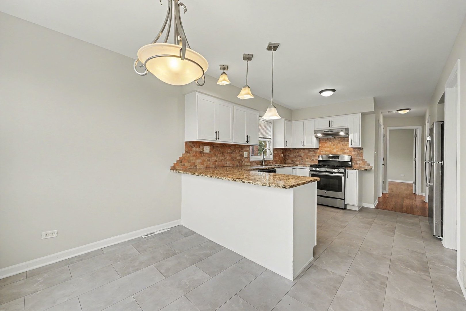 445 Luella Avenue, Calumet City, IL 60409