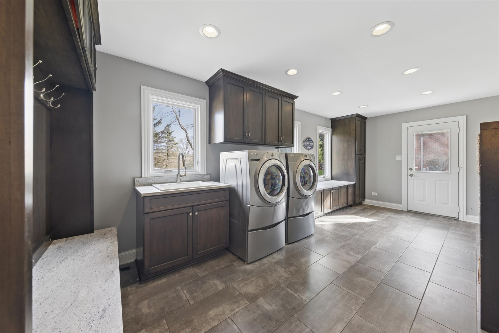 11602 Briarwood Lane, Burr Ridge, IL 60527