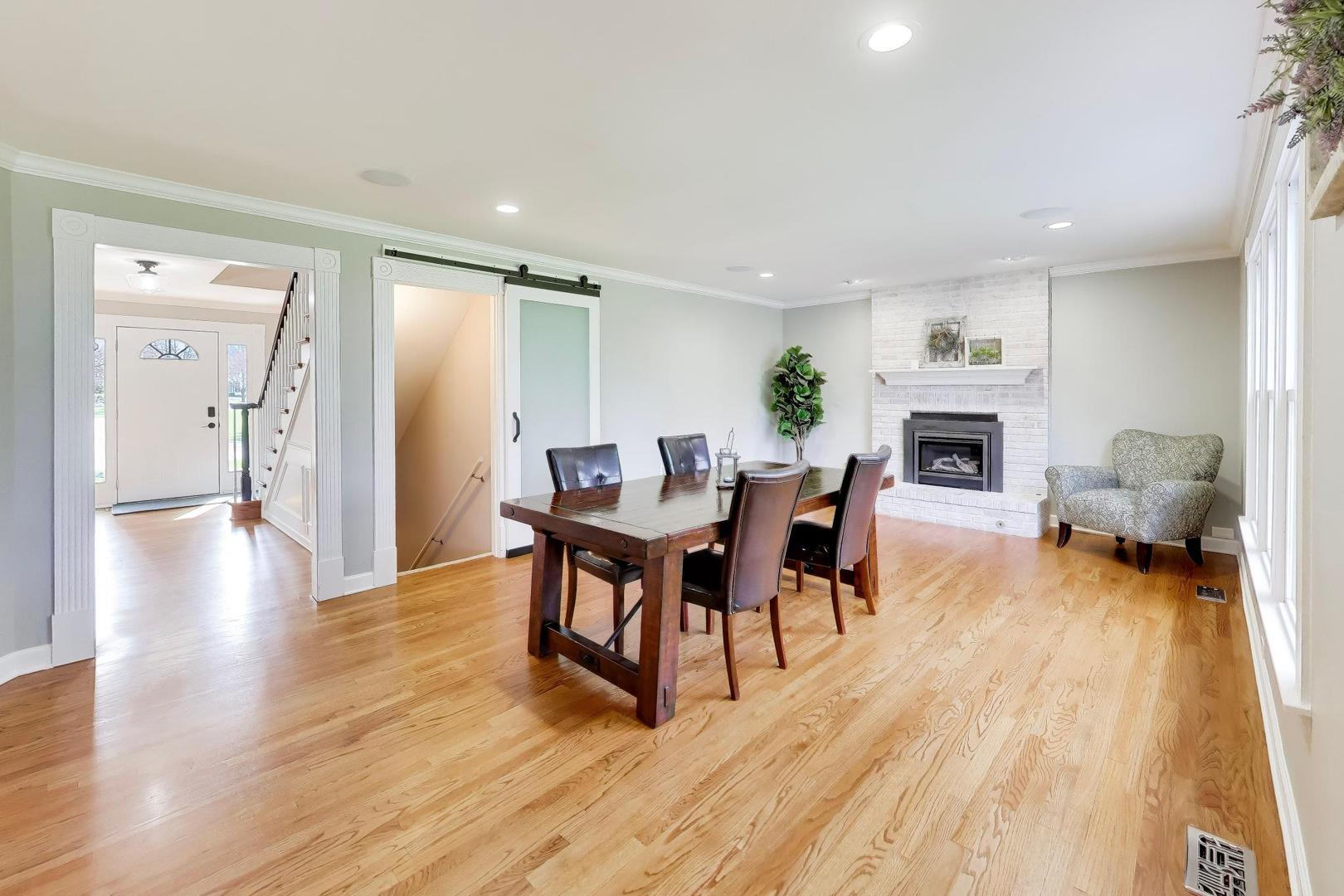 21752 N Mayfield Lane, Deer Park, IL 60010