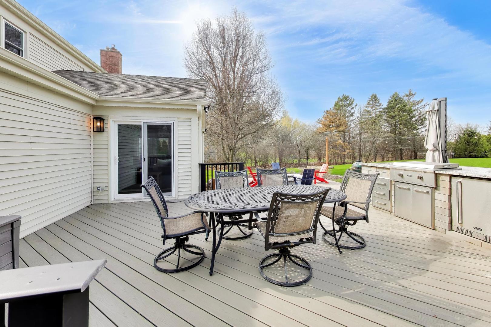 21752 N Mayfield Lane, Deer Park, IL 60010