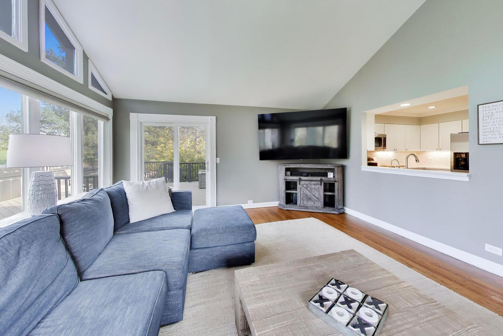 21752 N Mayfield Lane, Deer Park, IL 60010