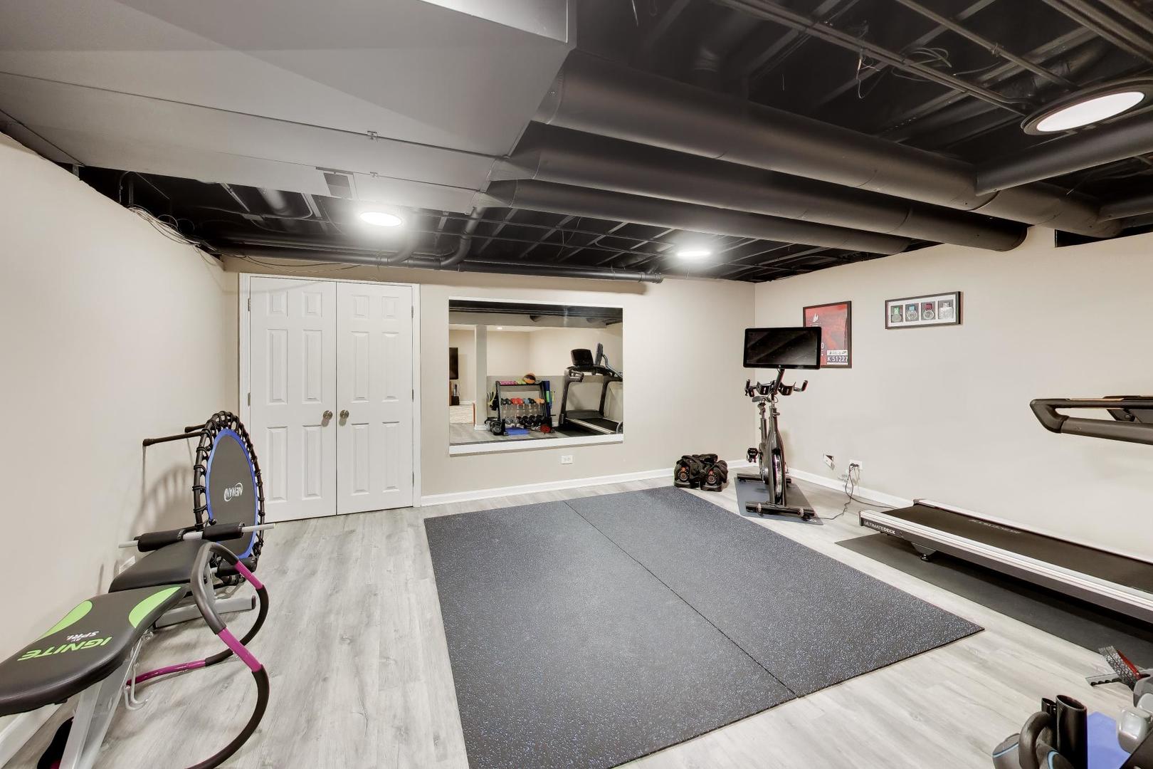 21752 N Mayfield Lane, Deer Park, IL 60010