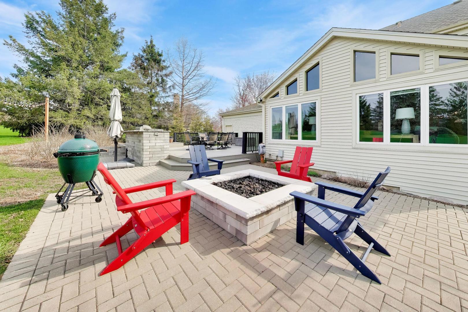 21752 N Mayfield Lane, Deer Park, IL 60010