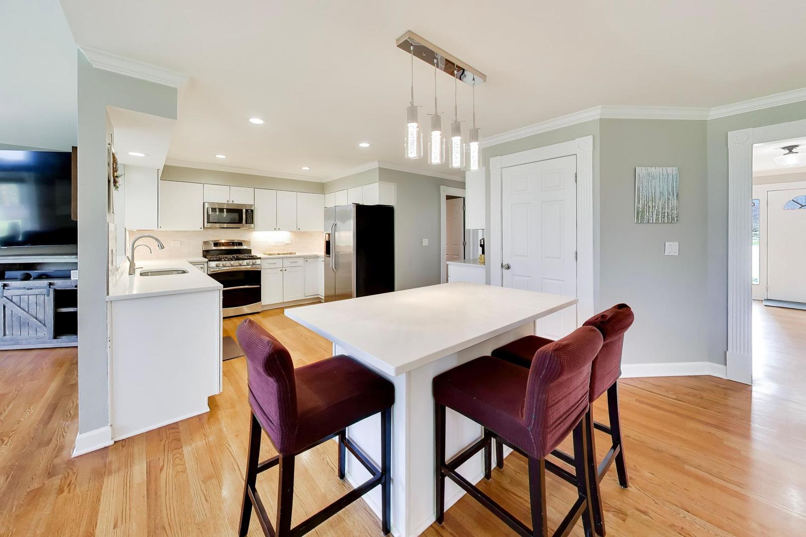 21752 N Mayfield Lane, Deer Park, IL 60010