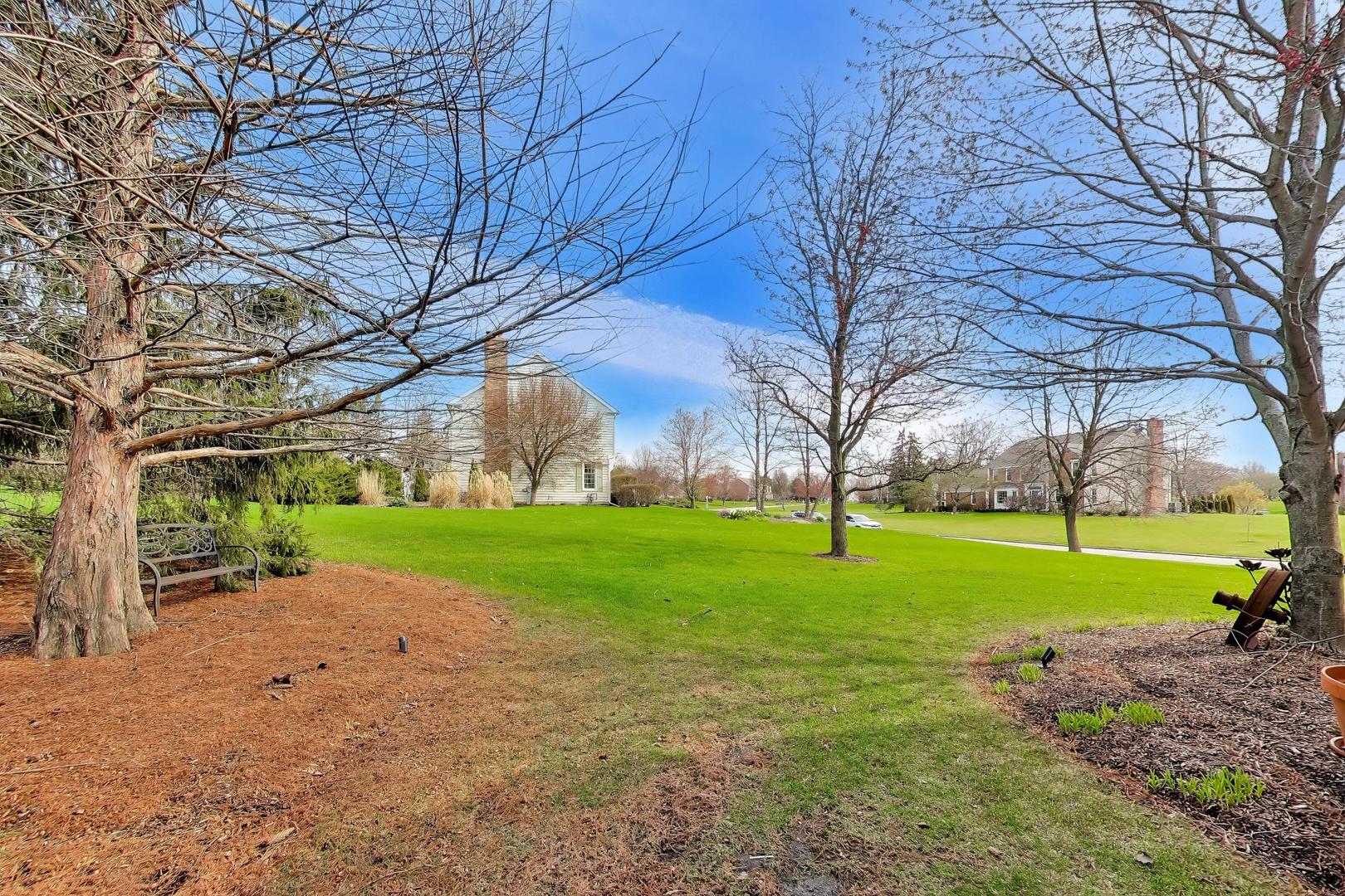 21752 N Mayfield Lane, Deer Park, IL 60010