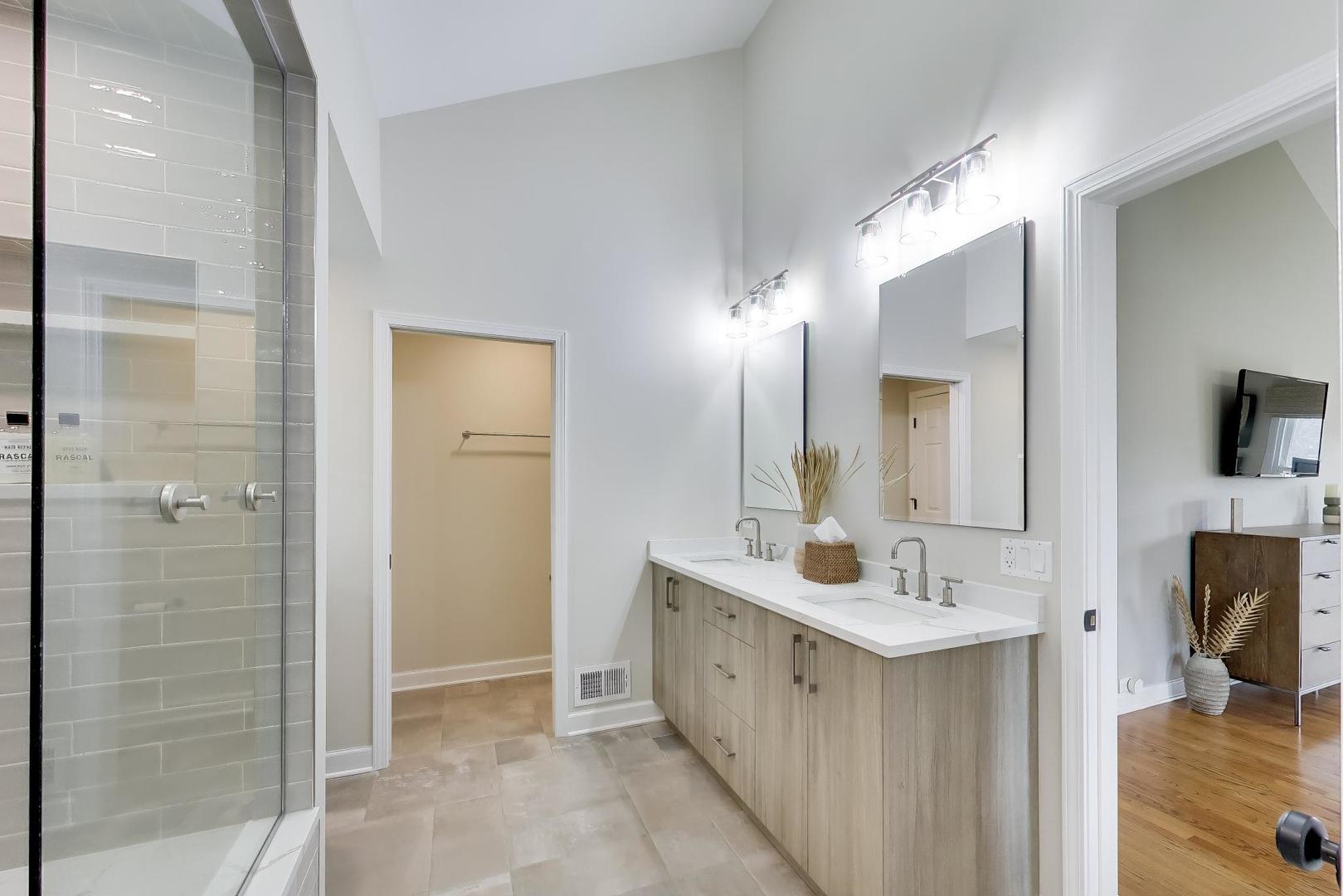 21752 N Mayfield Lane, Deer Park, IL 60010