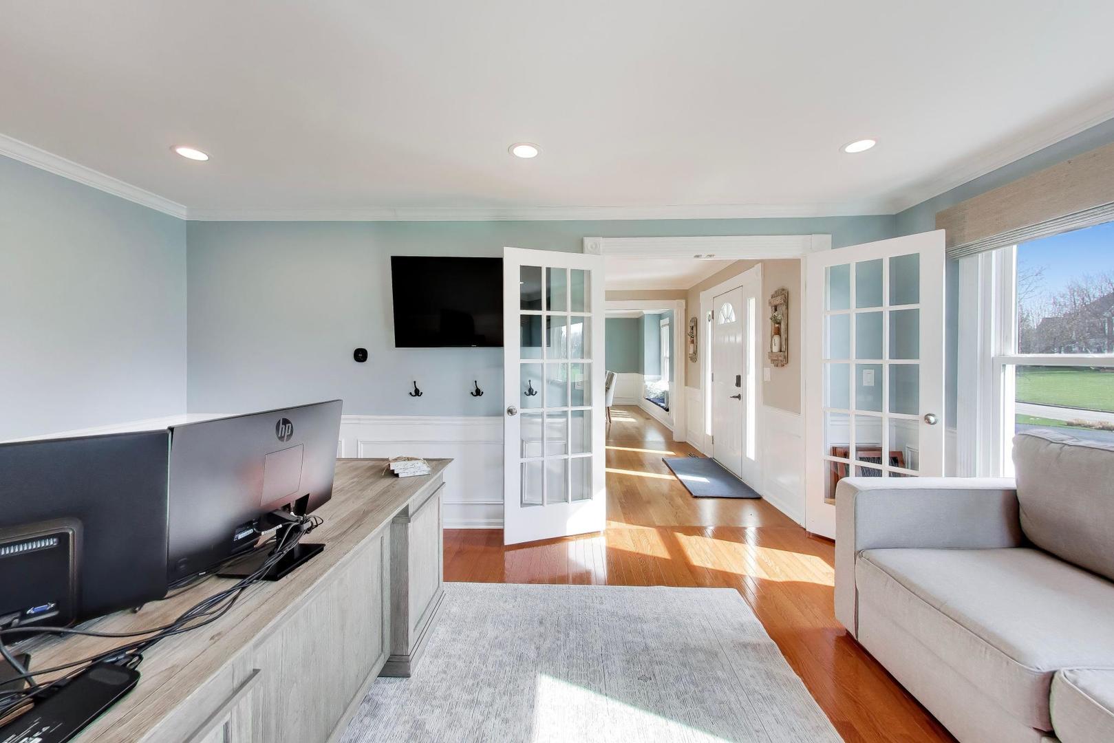 21752 N Mayfield Lane, Deer Park, IL 60010