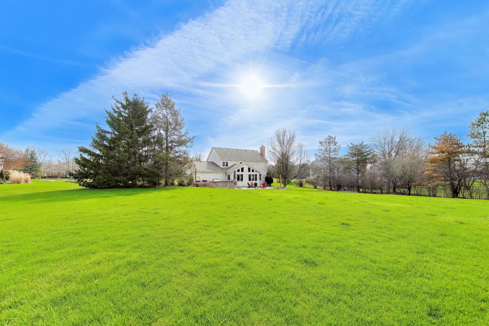 21752 N Mayfield Lane, Deer Park, IL 60010