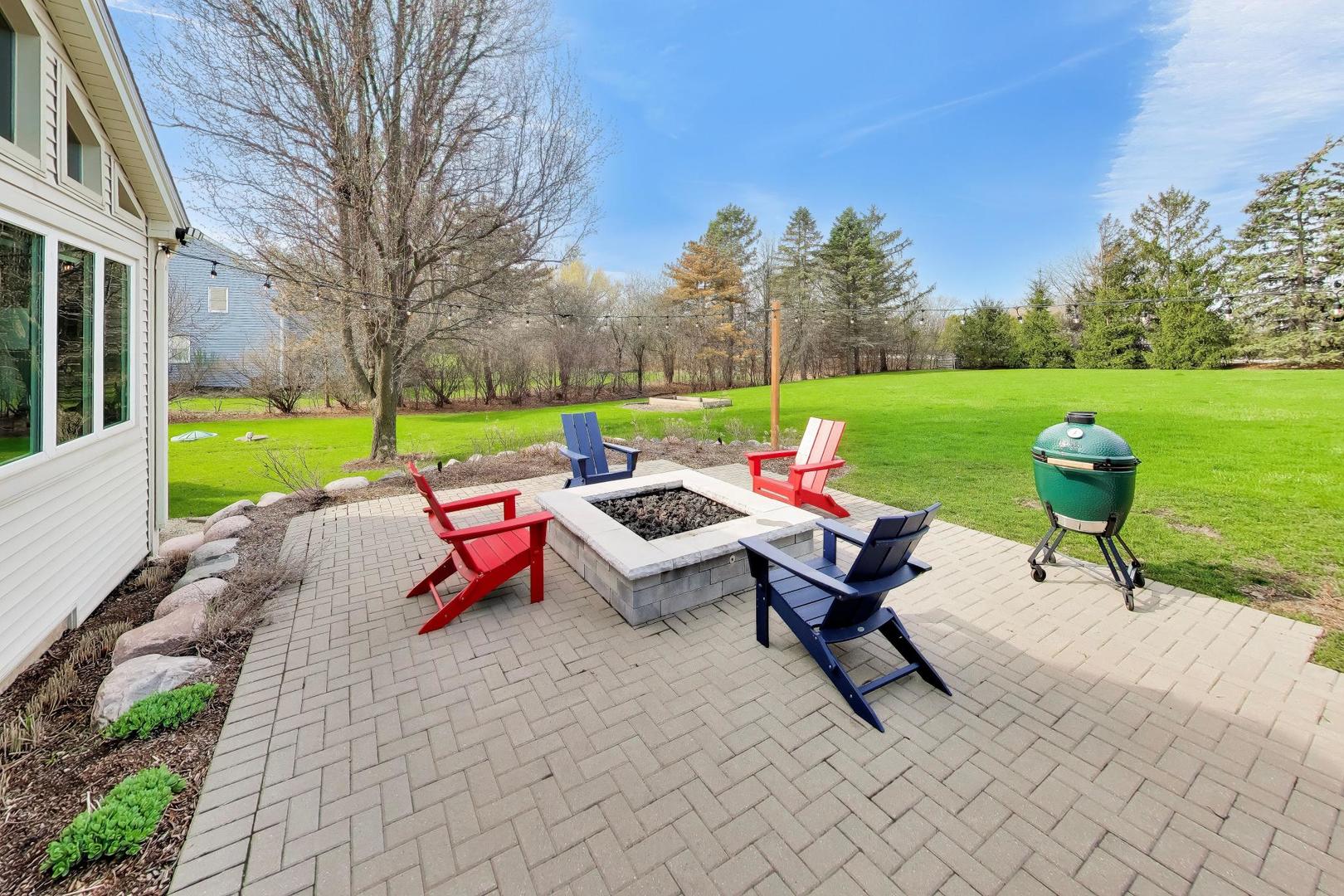 21752 N Mayfield Lane, Deer Park, IL 60010