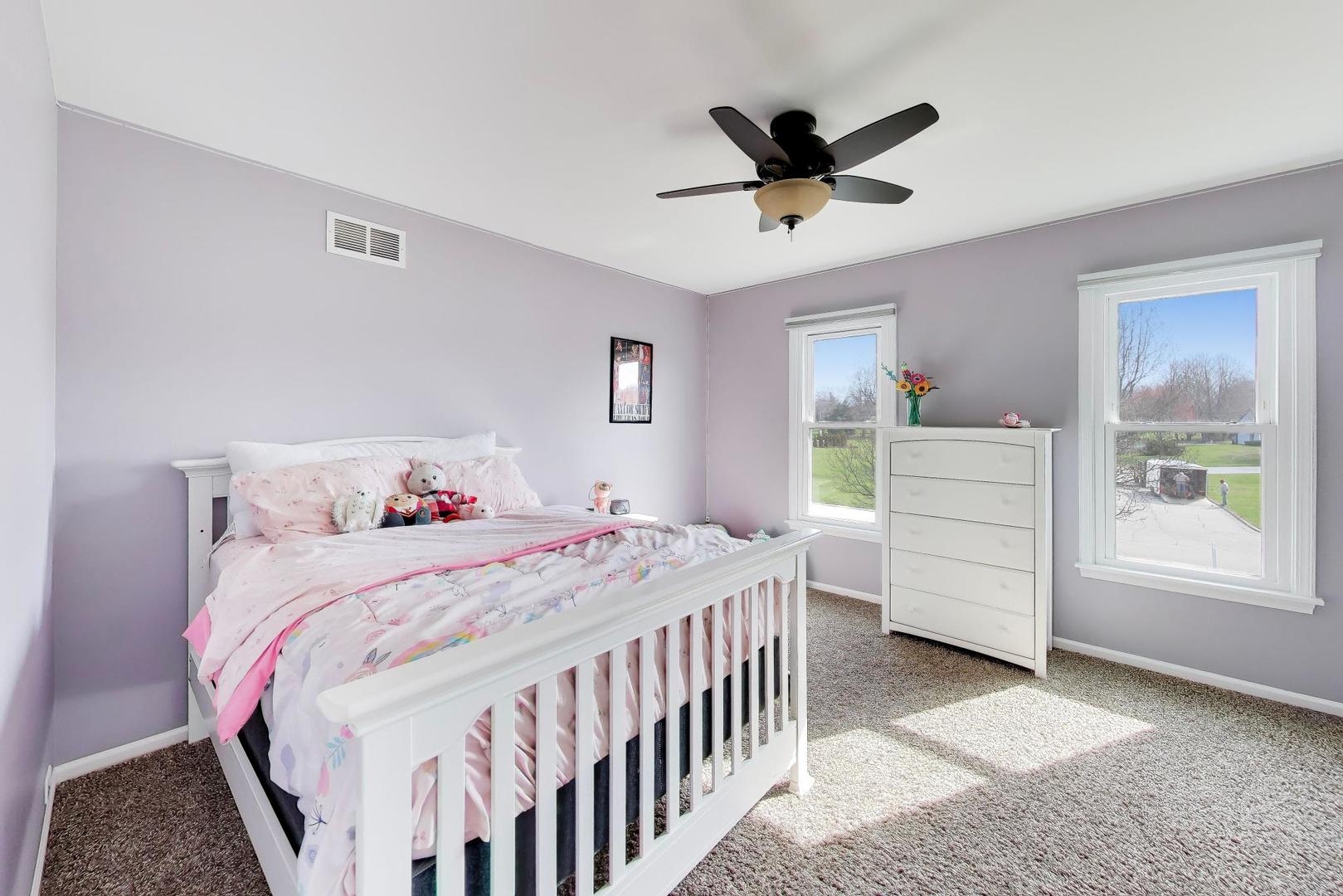 21752 N Mayfield Lane, Deer Park, IL 60010