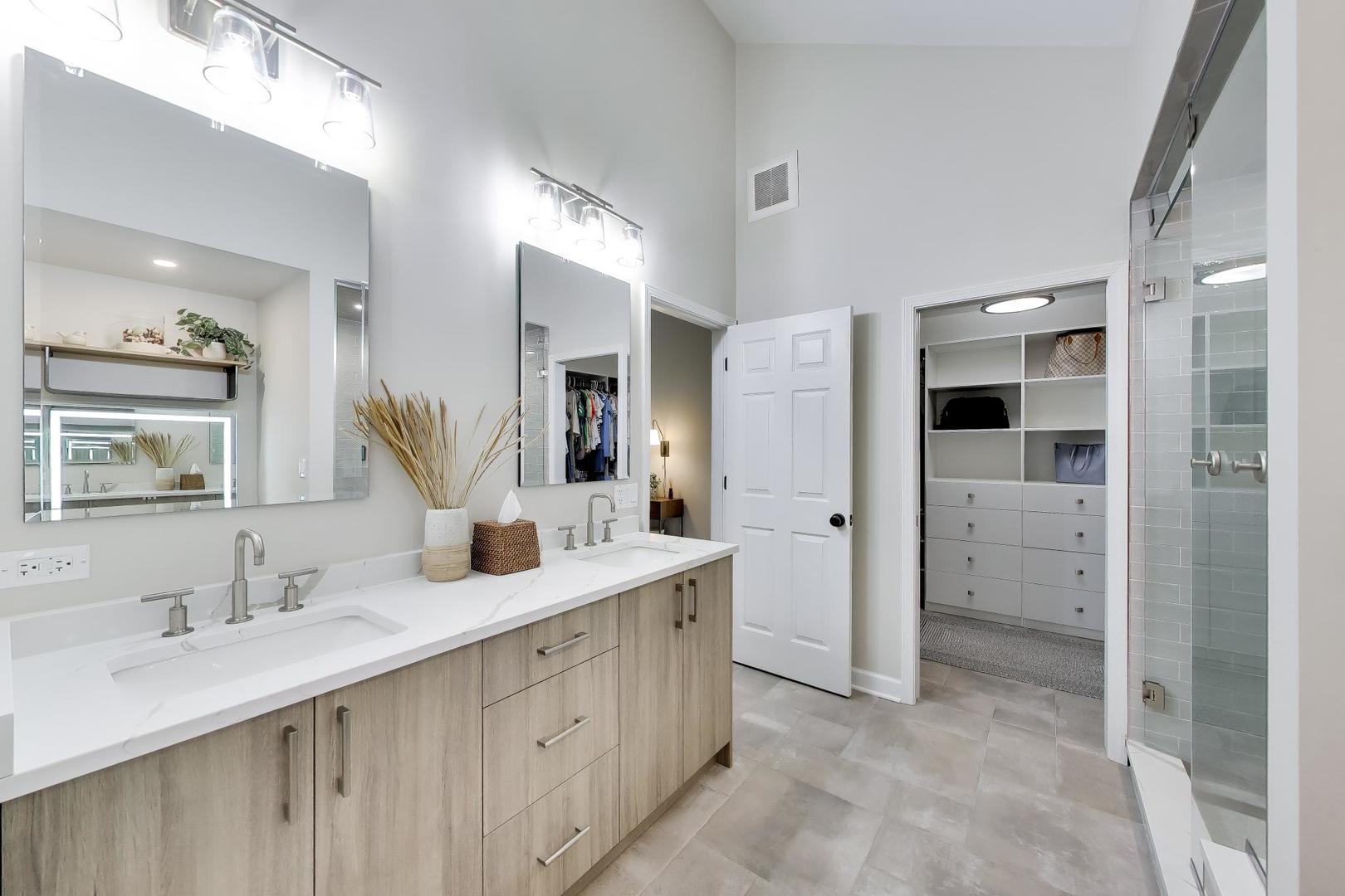 21752 N Mayfield Lane, Deer Park, IL 60010