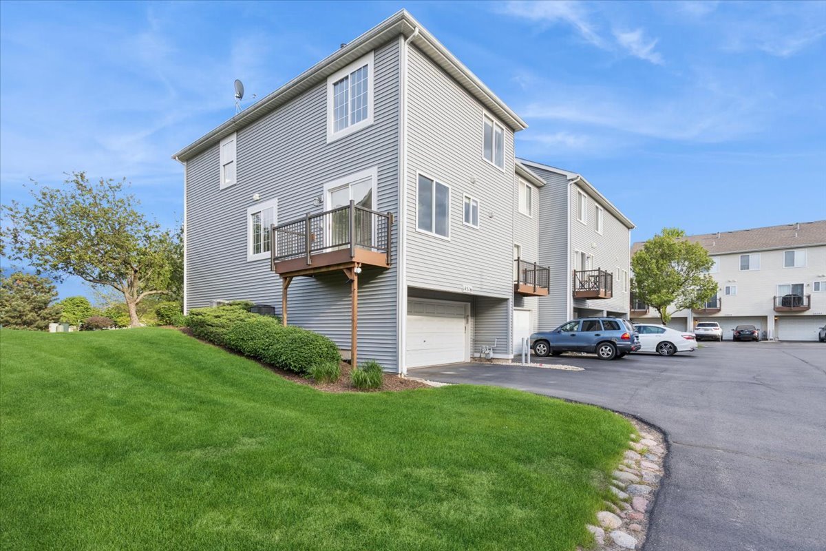14516 Patriot Square Drive, Plainfield, IL 60544