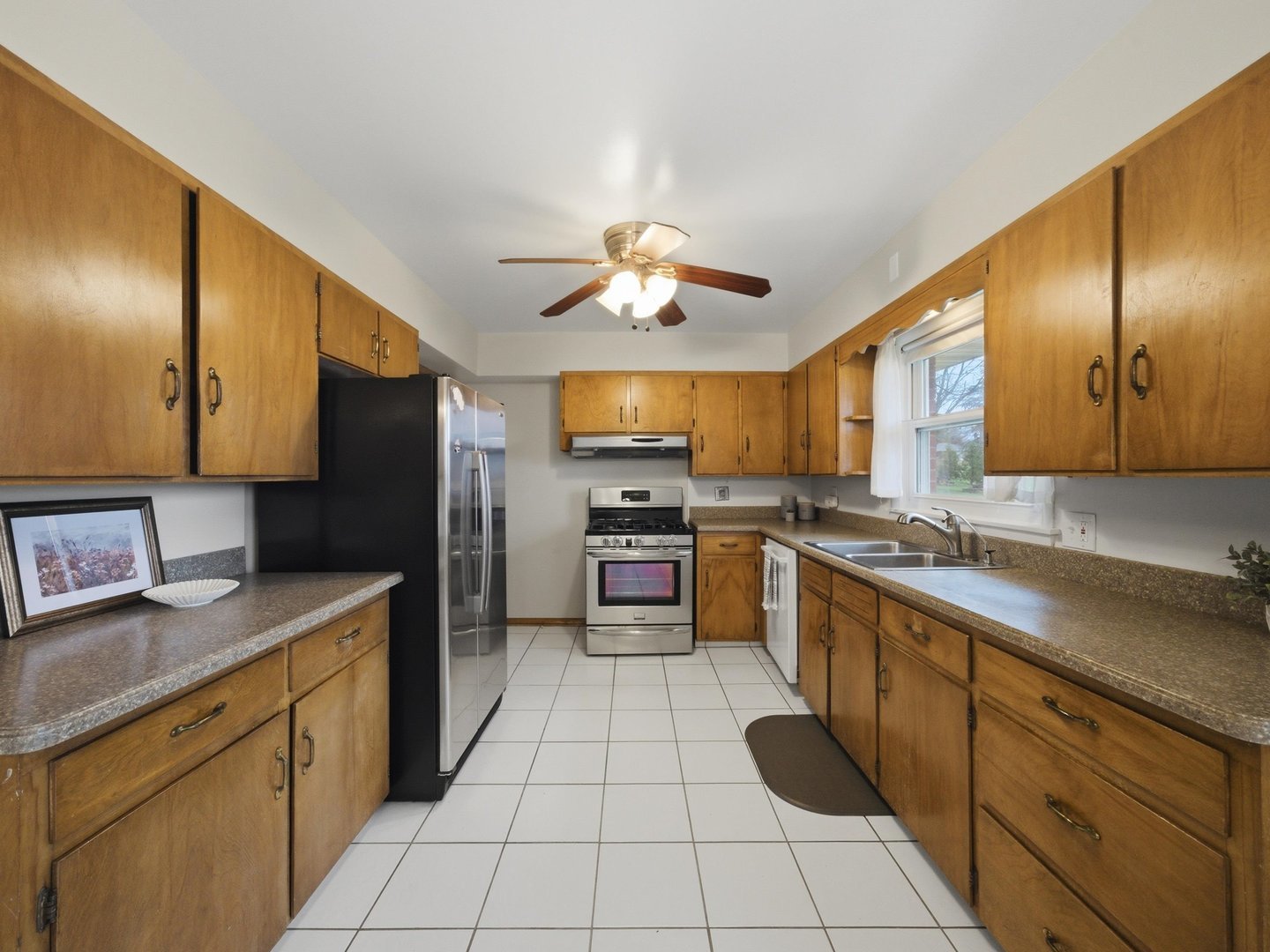 3718 Hillcrest Place, Johnsburg, IL 60051