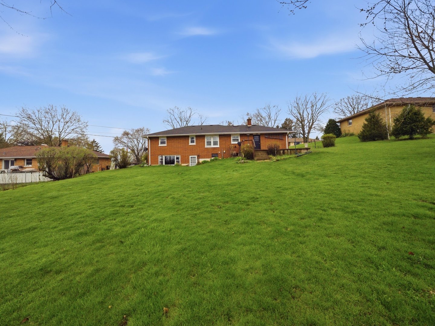 3718 Hillcrest Place, Johnsburg, IL 60051