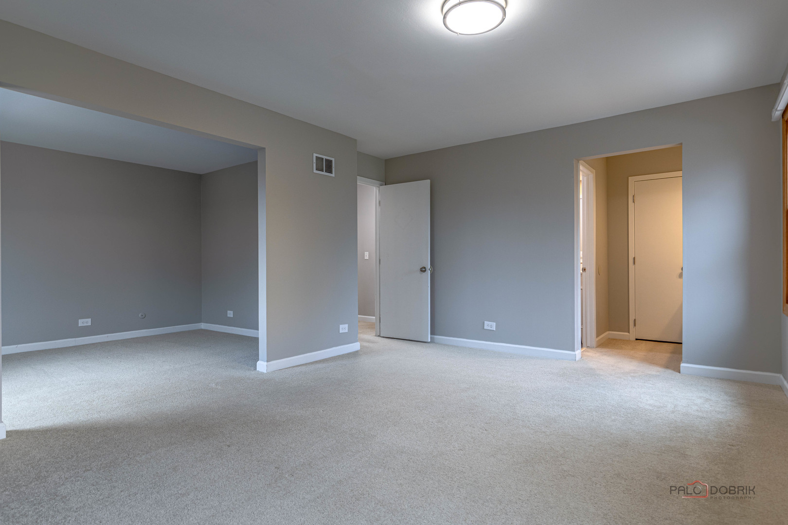 5195 Castaway Lane, Hoffman Estates, IL 60010