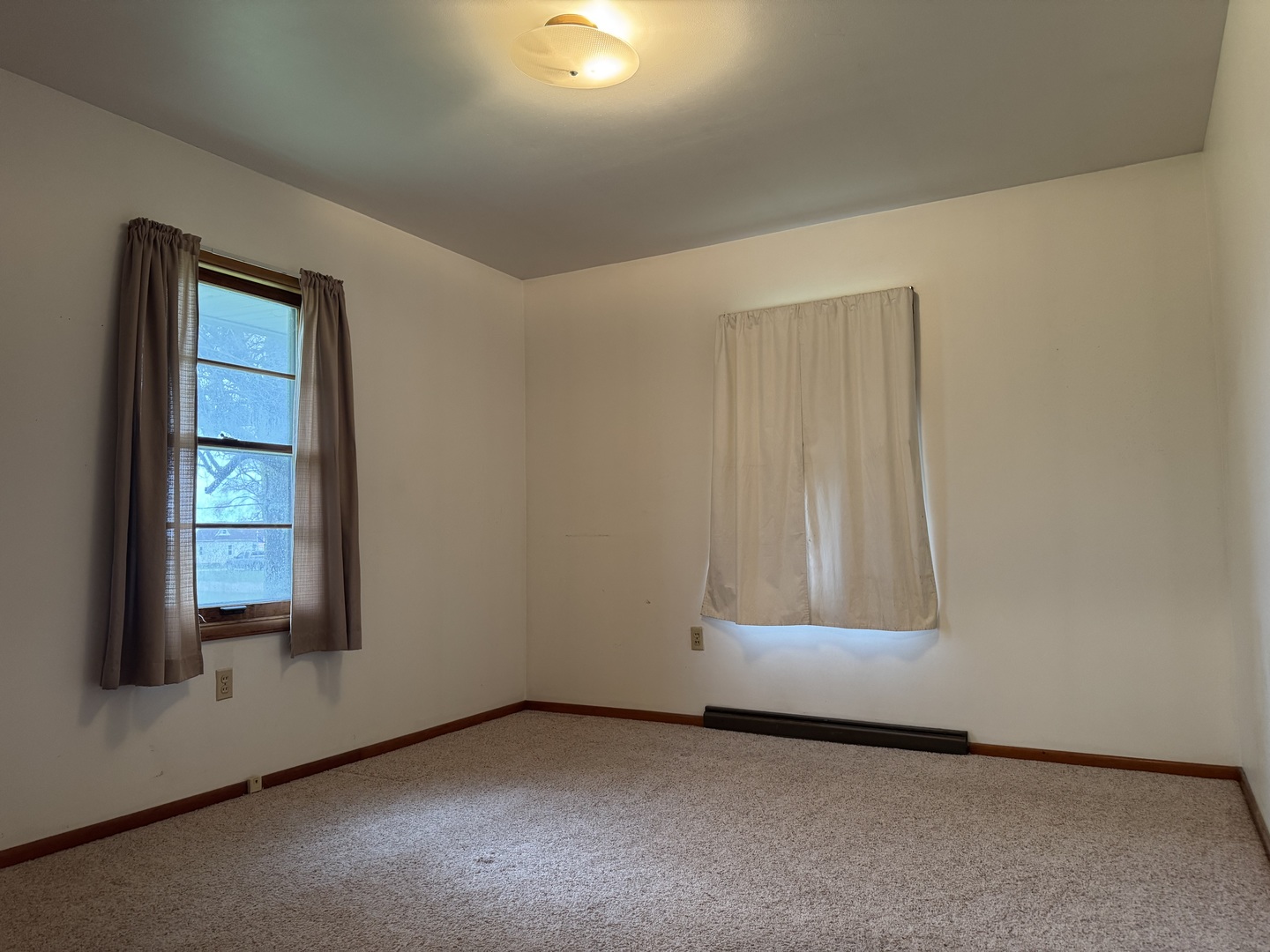 101 W High Street, Lamoille, IL 61330