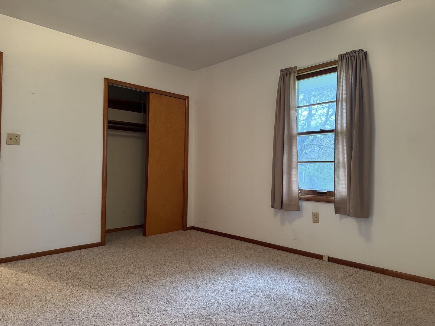 101 W High Street, Lamoille, IL 61330