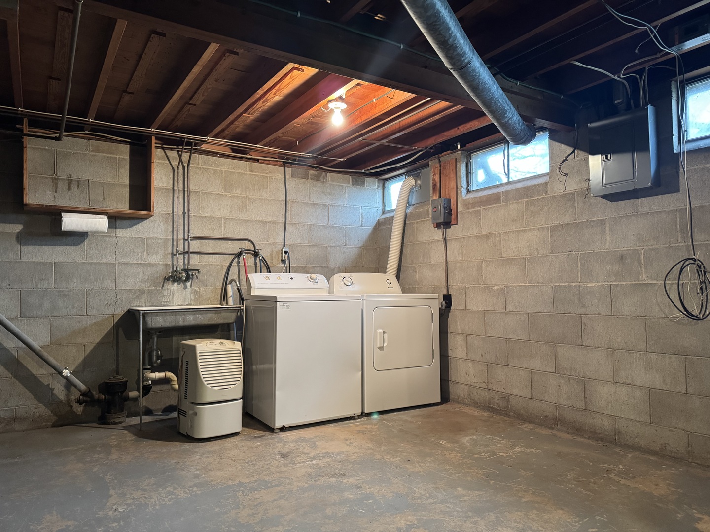 101 W High Street, Lamoille, IL 61330