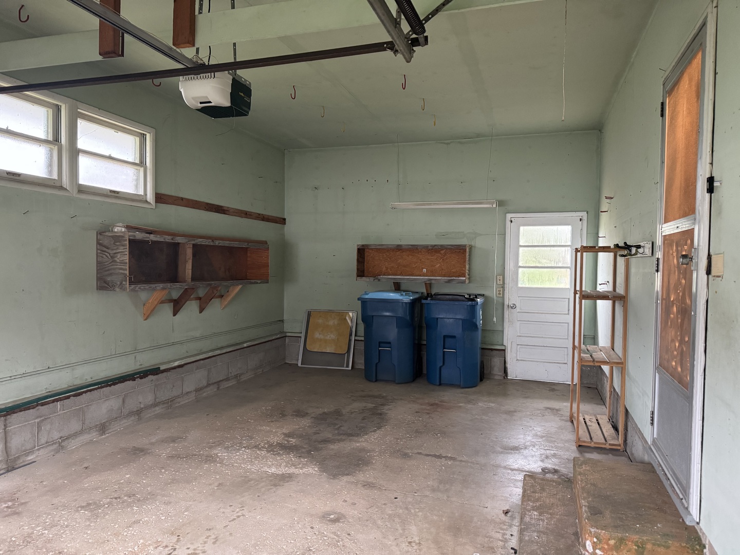 101 W High Street, Lamoille, IL 61330