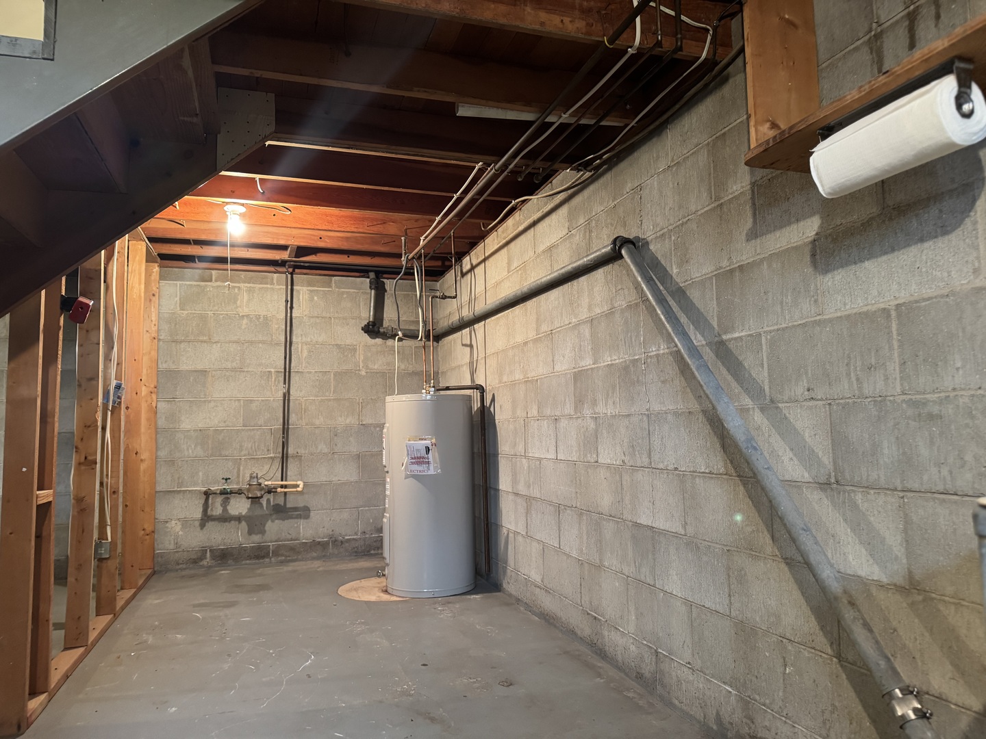 101 W High Street, Lamoille, IL 61330