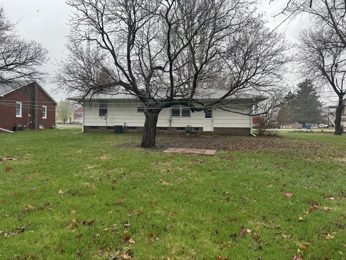 101 W High Street, Lamoille, IL 61330