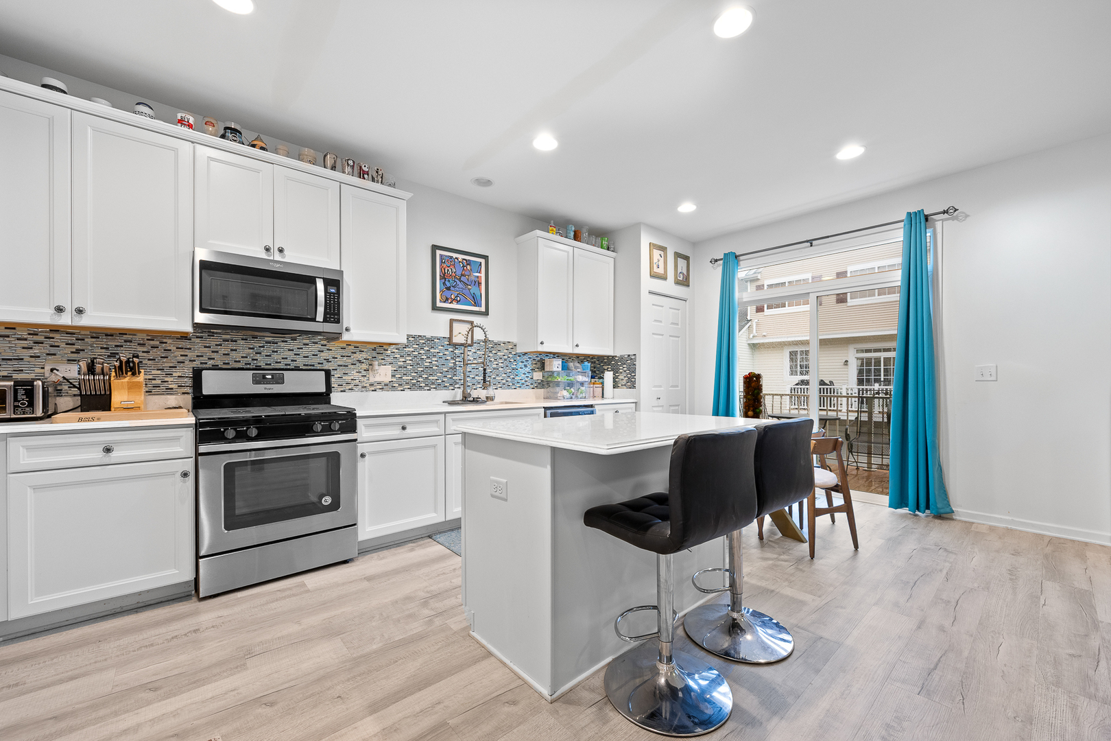 574 CANNONBALL Drive, Grayslake, IL 60030