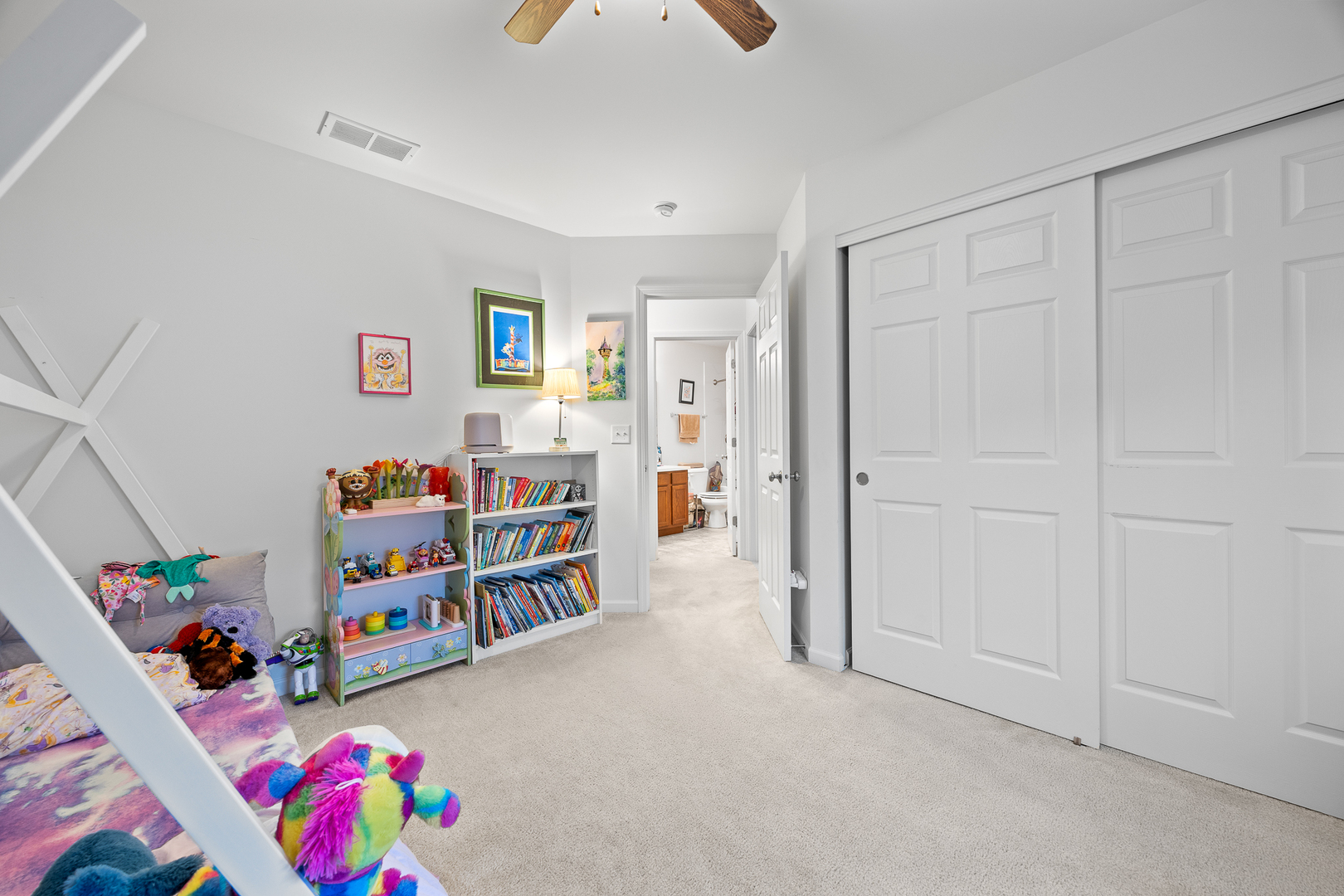 574 CANNONBALL Drive, Grayslake, IL 60030