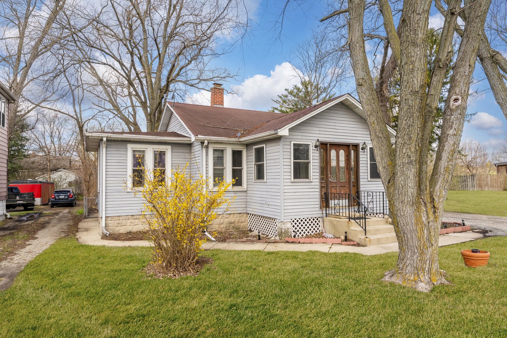 4720 Lincoln Avenue, Lisle, IL 60532