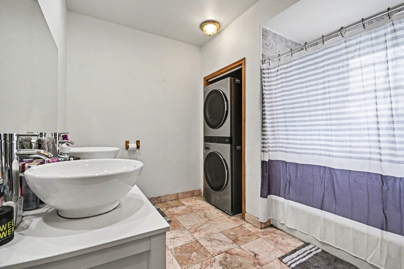 7228 39th Street #2W, Lyons, IL 60534