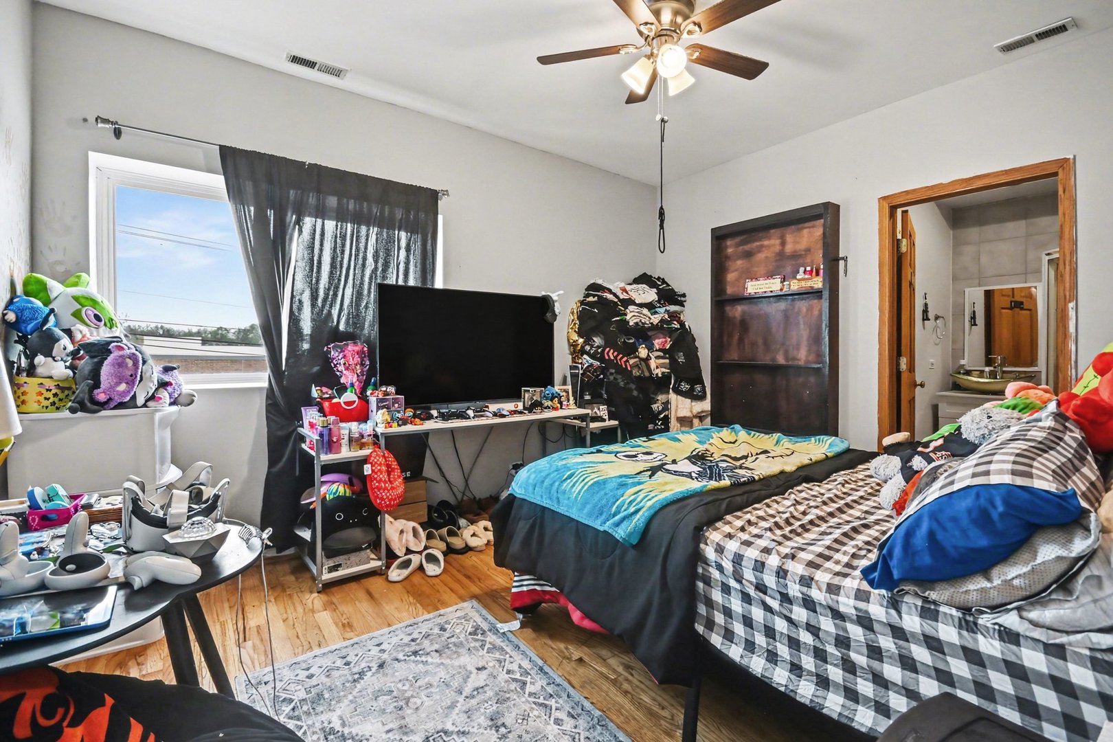 7228 39th Street #2W, Lyons, IL 60534