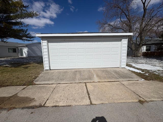 17142 Orchard Lane, Country Club Hills, IL 60478