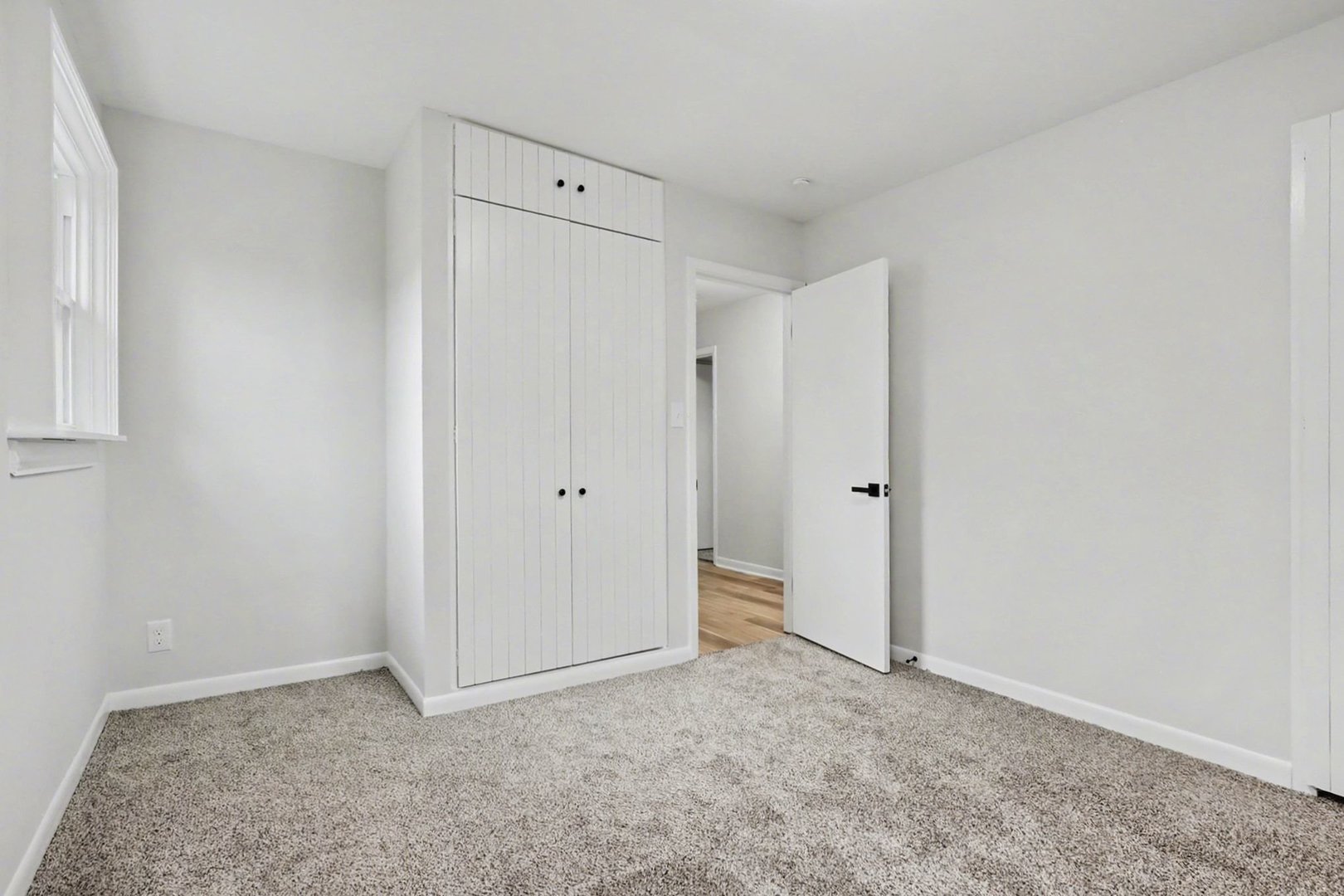 471 Woodlyn Drive, Aurora, IL 60505