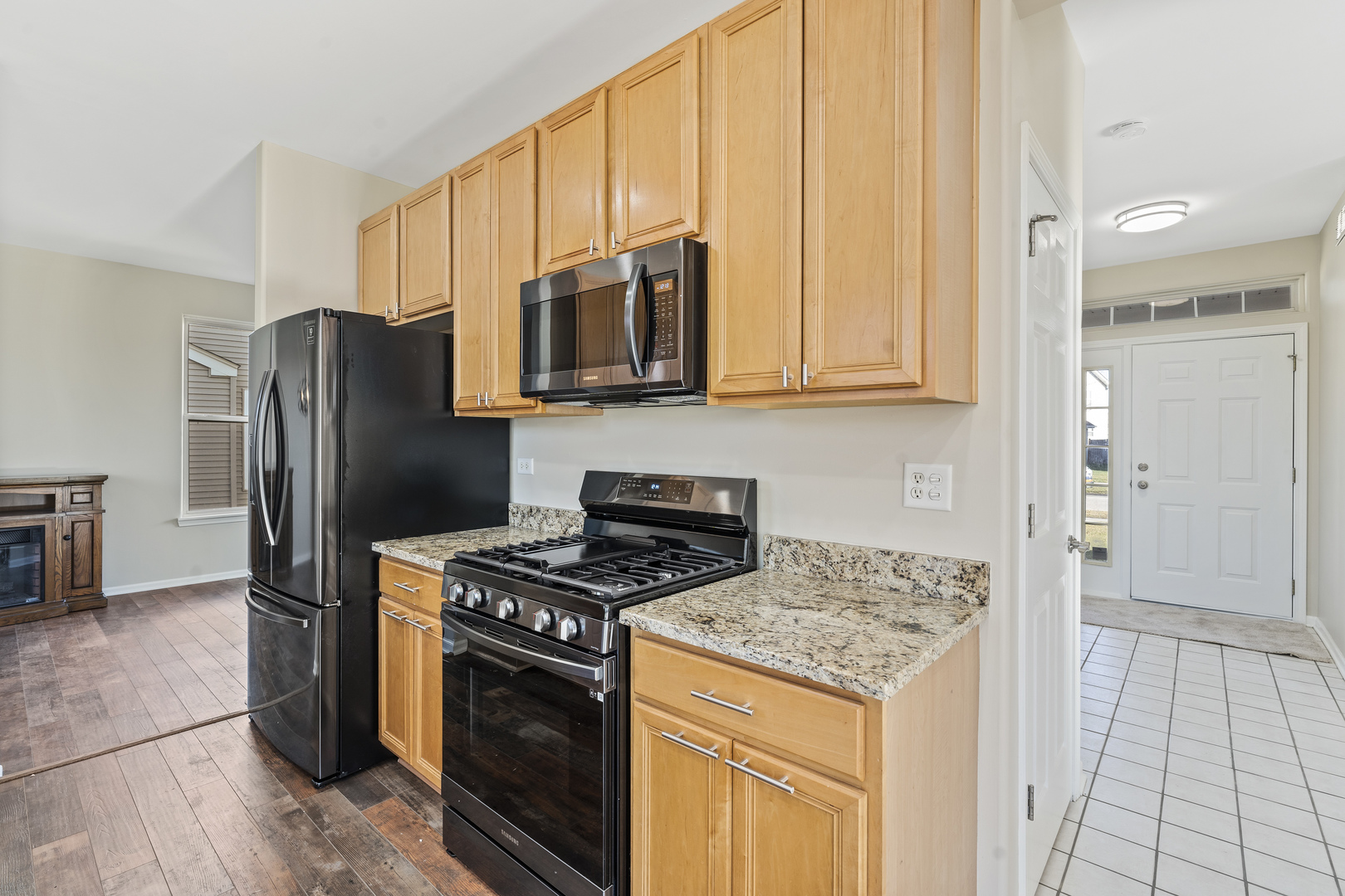 32804 Bending Creek Road, Lakemoor, IL 60051