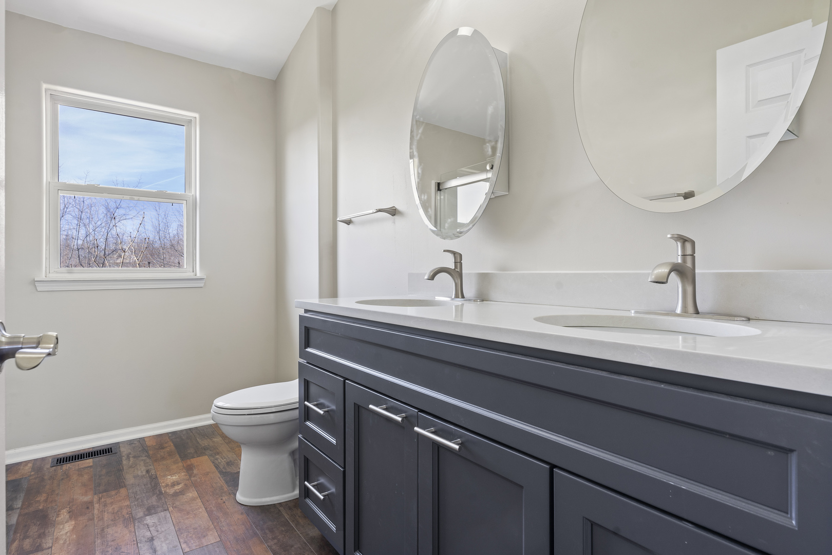 32804 Bending Creek Road, Lakemoor, IL 60051