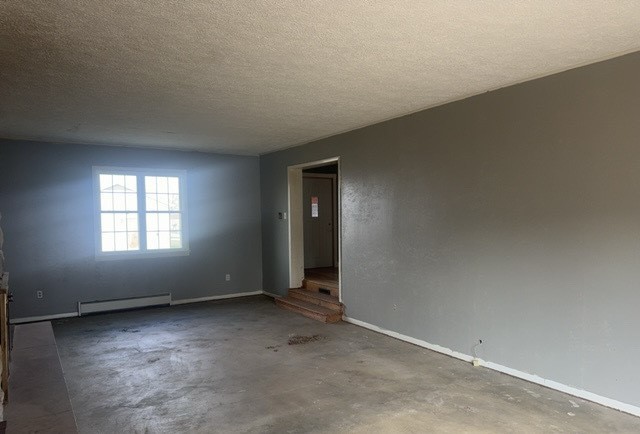 107 N 3rd Street, Irvington, IL 62848