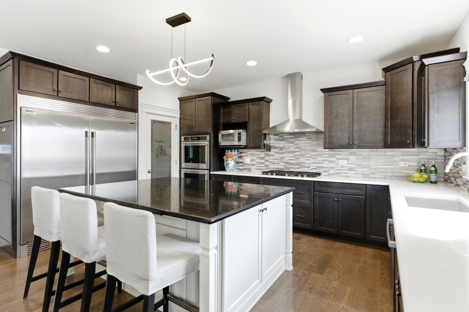 1385 Overton Drive, Lemont, IL 60439