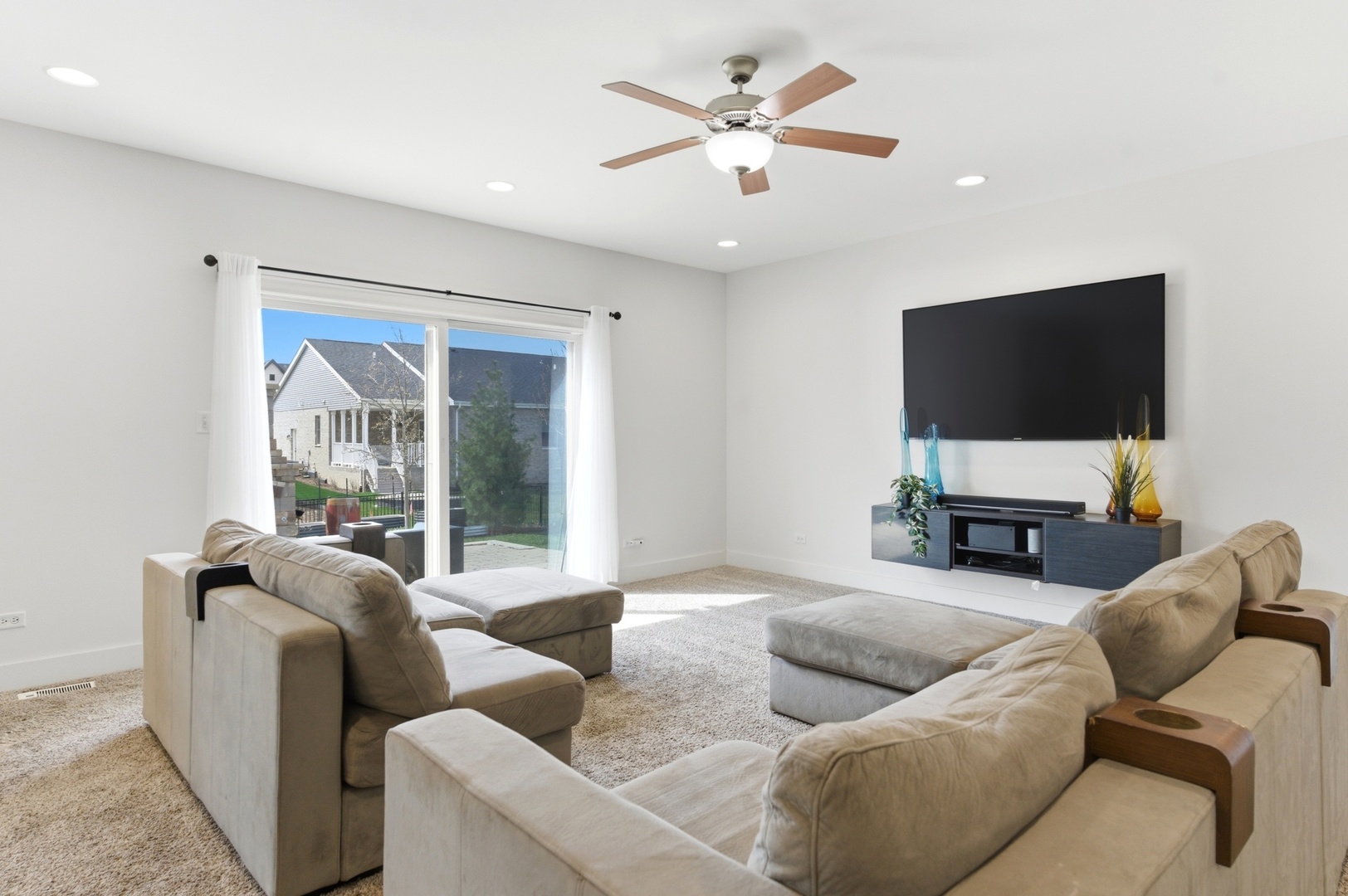 1385 Overton Drive, Lemont, IL 60439