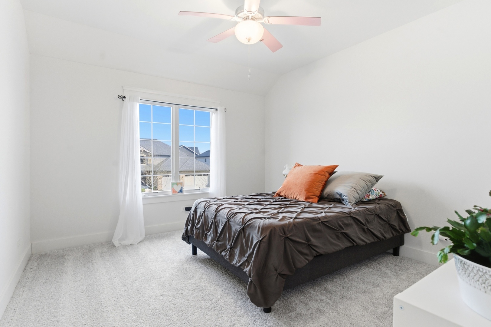 1385 Overton Drive, Lemont, IL 60439