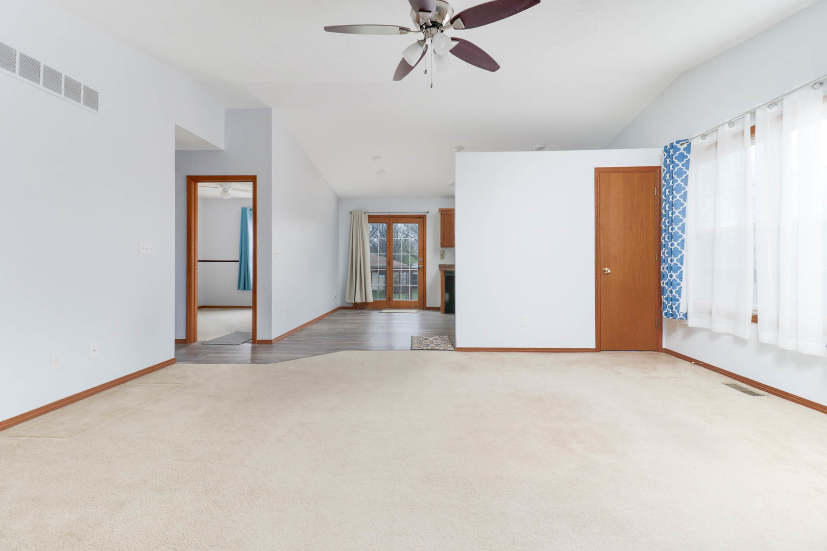 1801 Clearwater Avenue #A, Bloomington, IL 61704