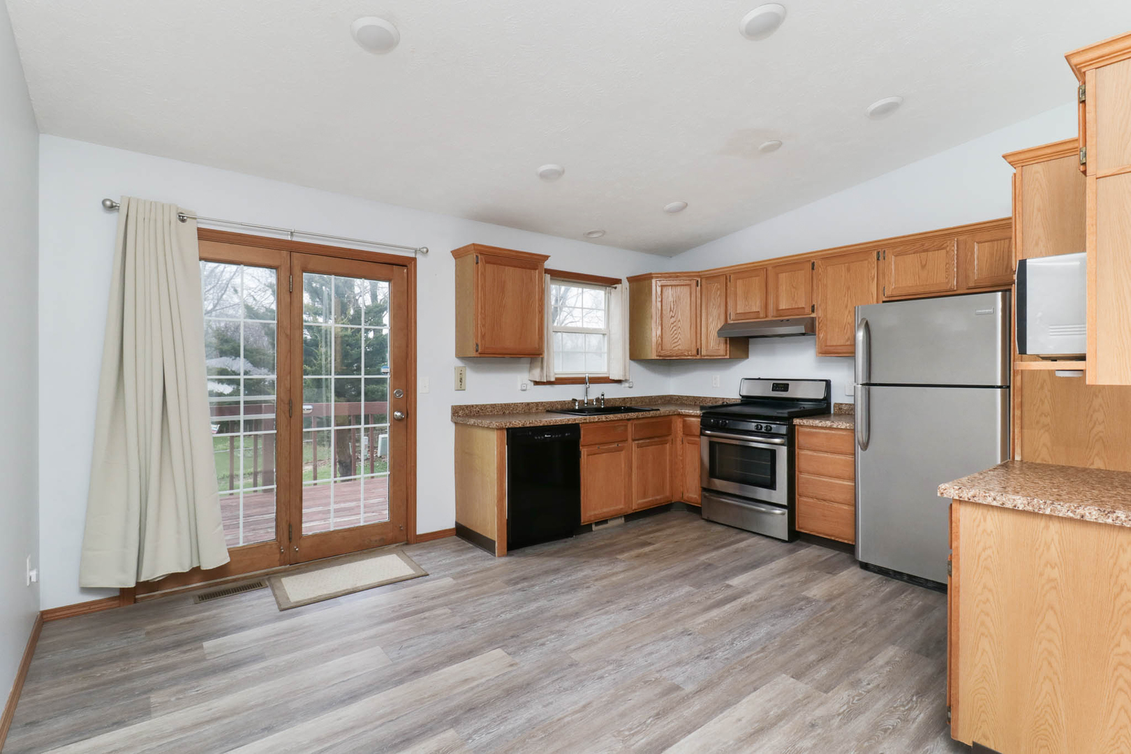 1801 Clearwater Avenue #A, Bloomington, IL 61704