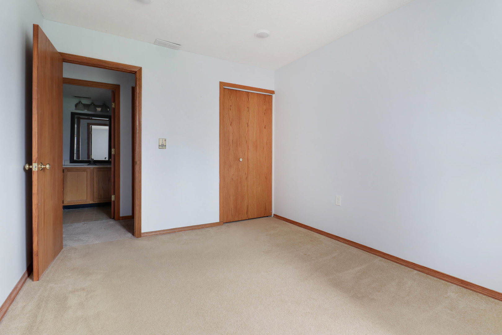 1801 Clearwater Avenue #A, Bloomington, IL 61704