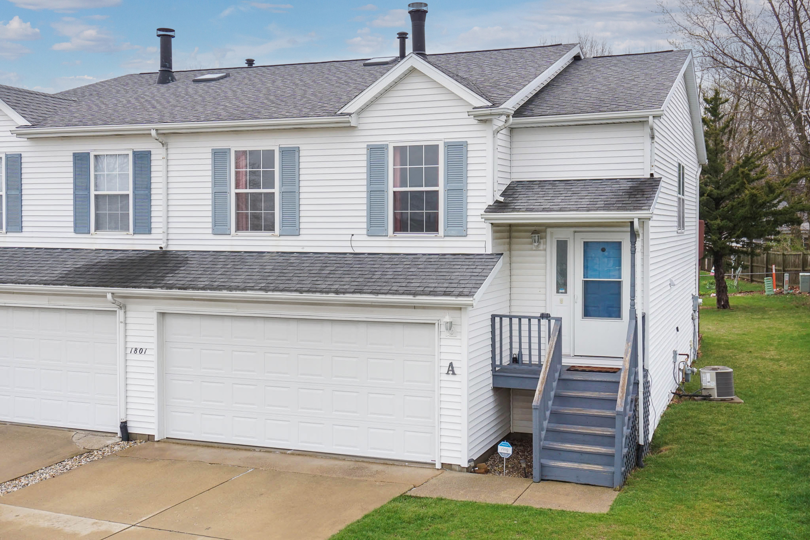 1801 Clearwater Avenue #A, Bloomington, IL 61704